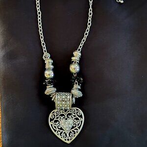 NEW! Silver Heart, Beads and Barrel Filigree Necklace